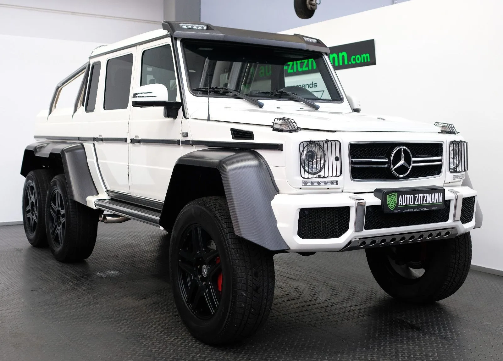 2014 Mercedes-AMG G 63 6x6 offered by a specialist dealer in Nuremberg, Germany, main photo