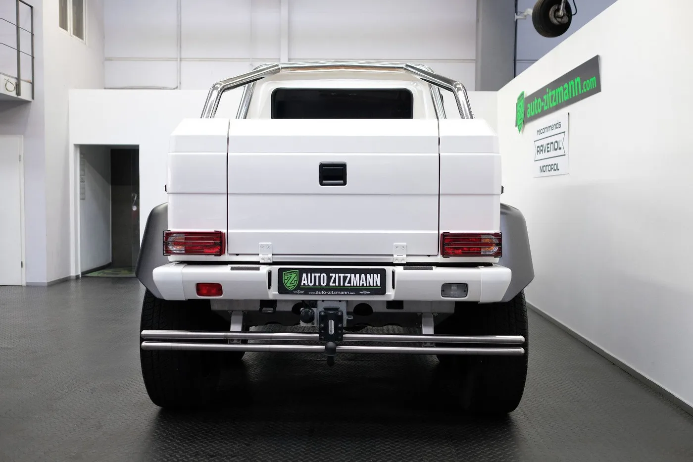 2014 Mercedes-AMG G 63 6x6 offered by a specialist dealer in Nuremberg, Germany, photo 5 of 15