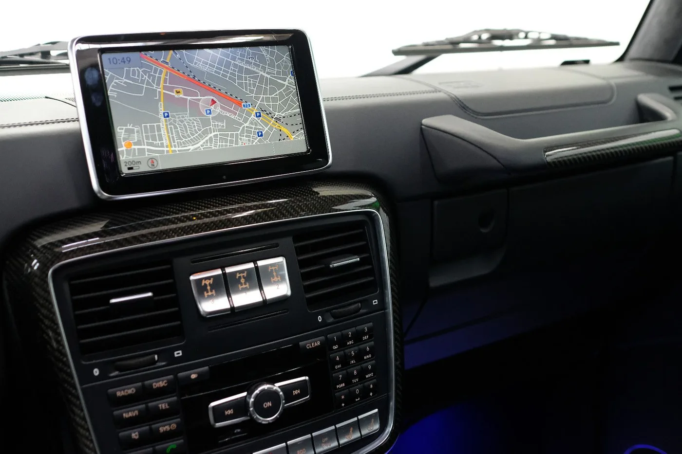2014 Mercedes-AMG G 63 6x6 offered by a specialist dealer in Nuremberg, Germany, photo 10 of 15