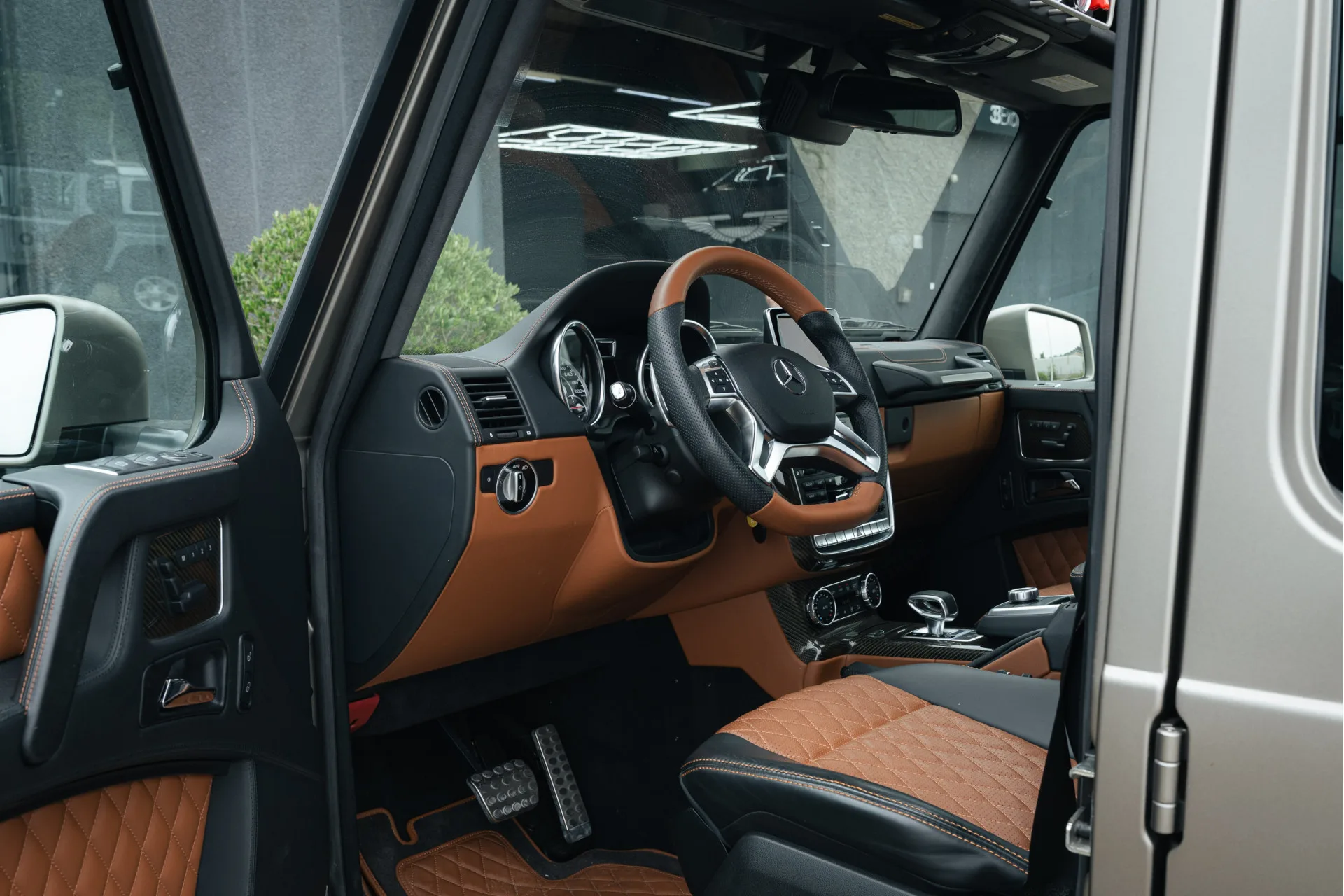 2014 Mercedes-AMG G 63 6x6, 3/30