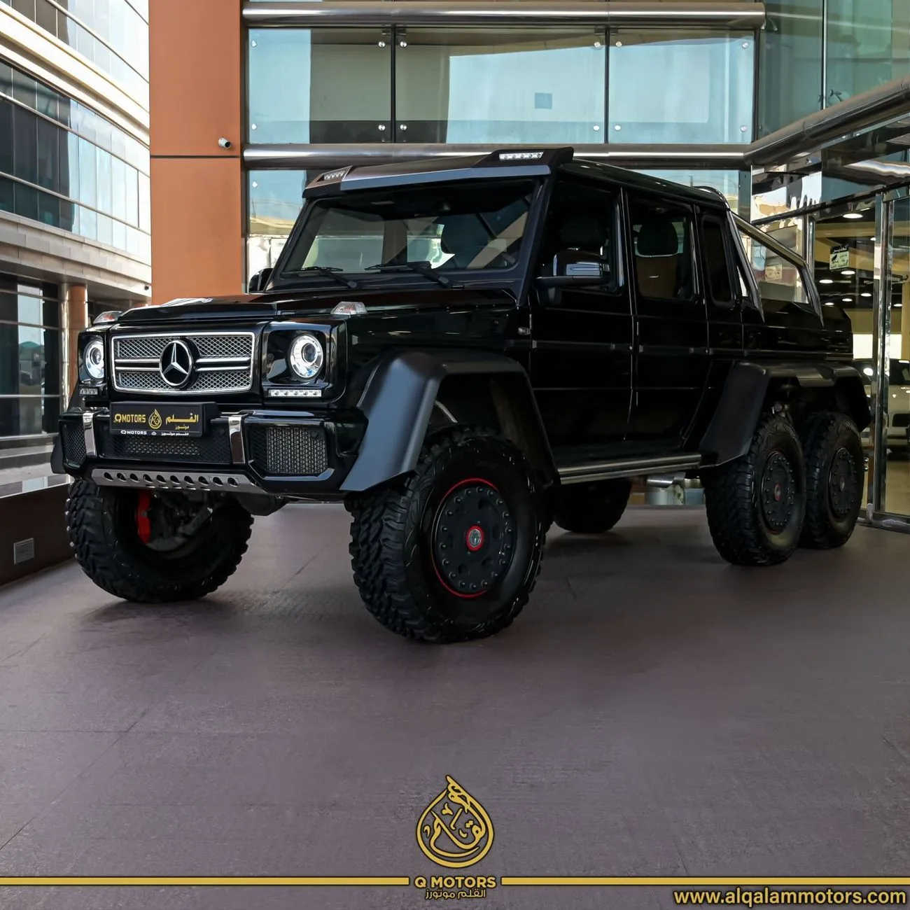2014 Mercedes-AMG G 63 angeboten von einem Fachhändler in Dubai, Vereinigte Arabische Emirate, Hauptfoto