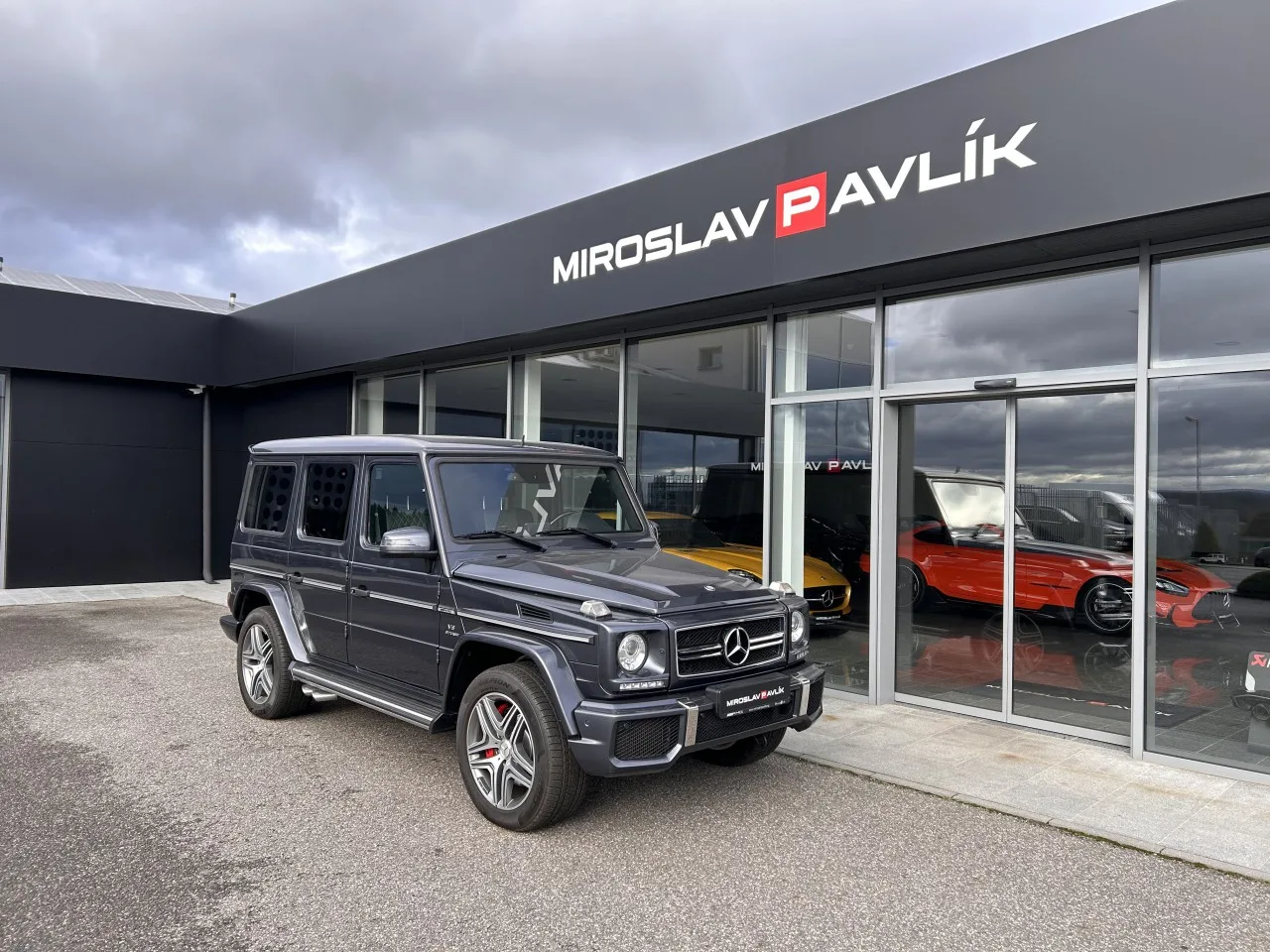 2014 Mercedes-AMG G 63 designo angeboten von einem Fachhändler in Písek, Tschechien, Hauptfoto