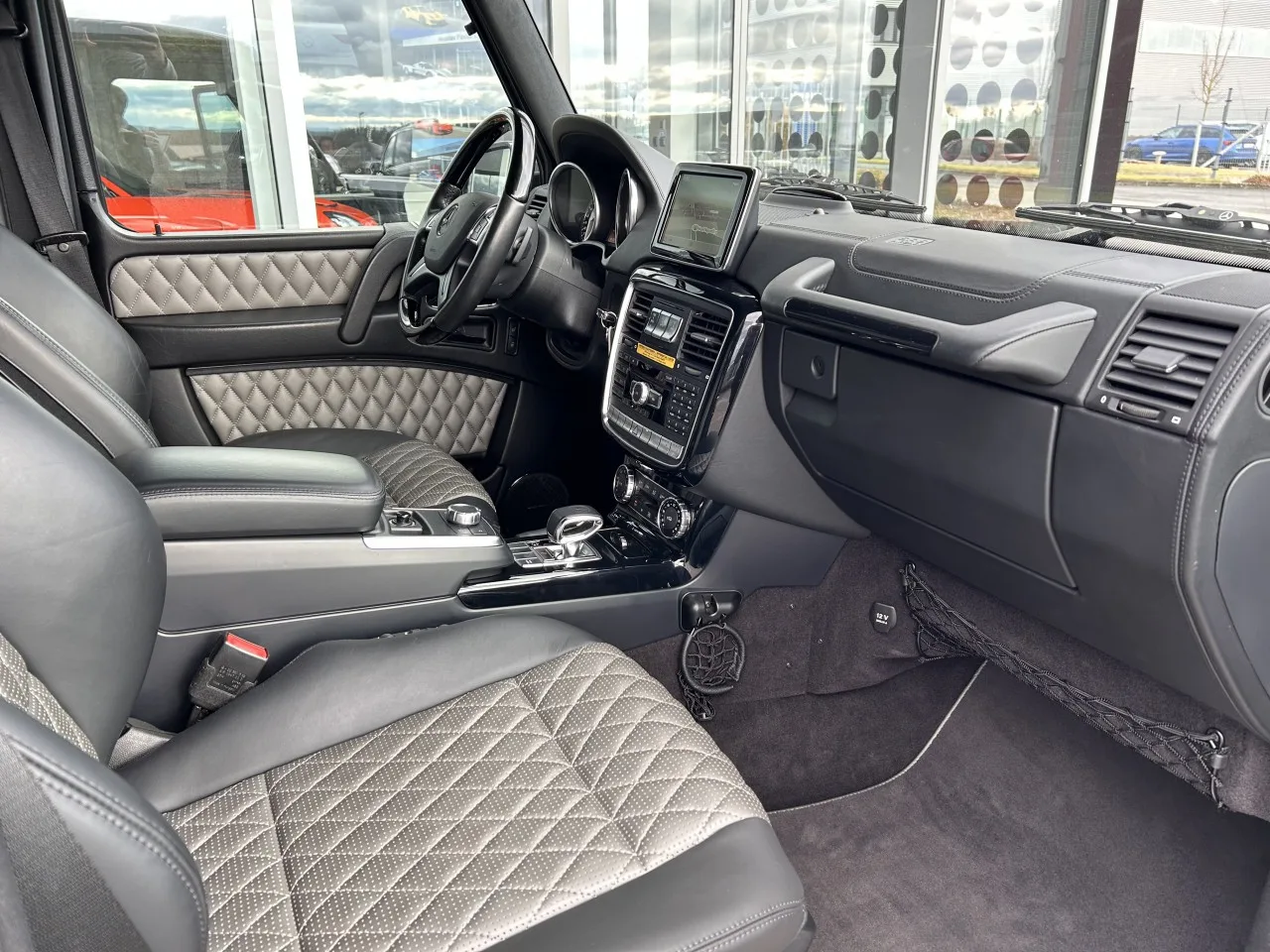 2014 Mercedes-AMG G 63 designo angeboten von einem Fachhändler in Písek, Tschechien, Foto 10 von 28
