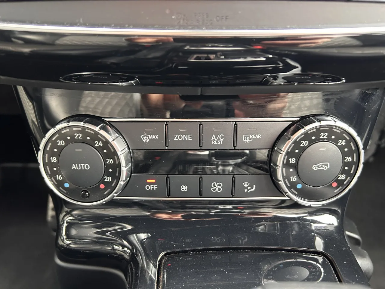 2014 Mercedes-AMG G 63 designo angeboten von einem Fachhändler in Písek, Tschechien, Foto 22 von 28