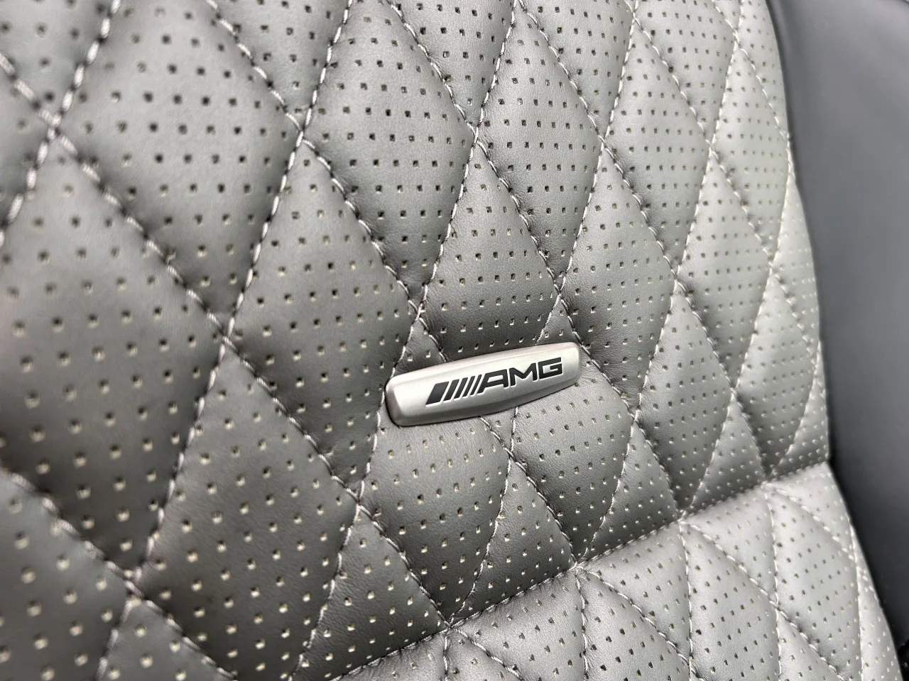 2014 Mercedes-AMG G 63 designo angeboten von einem Fachhändler in Písek, Tschechien, Foto 26 von 28
