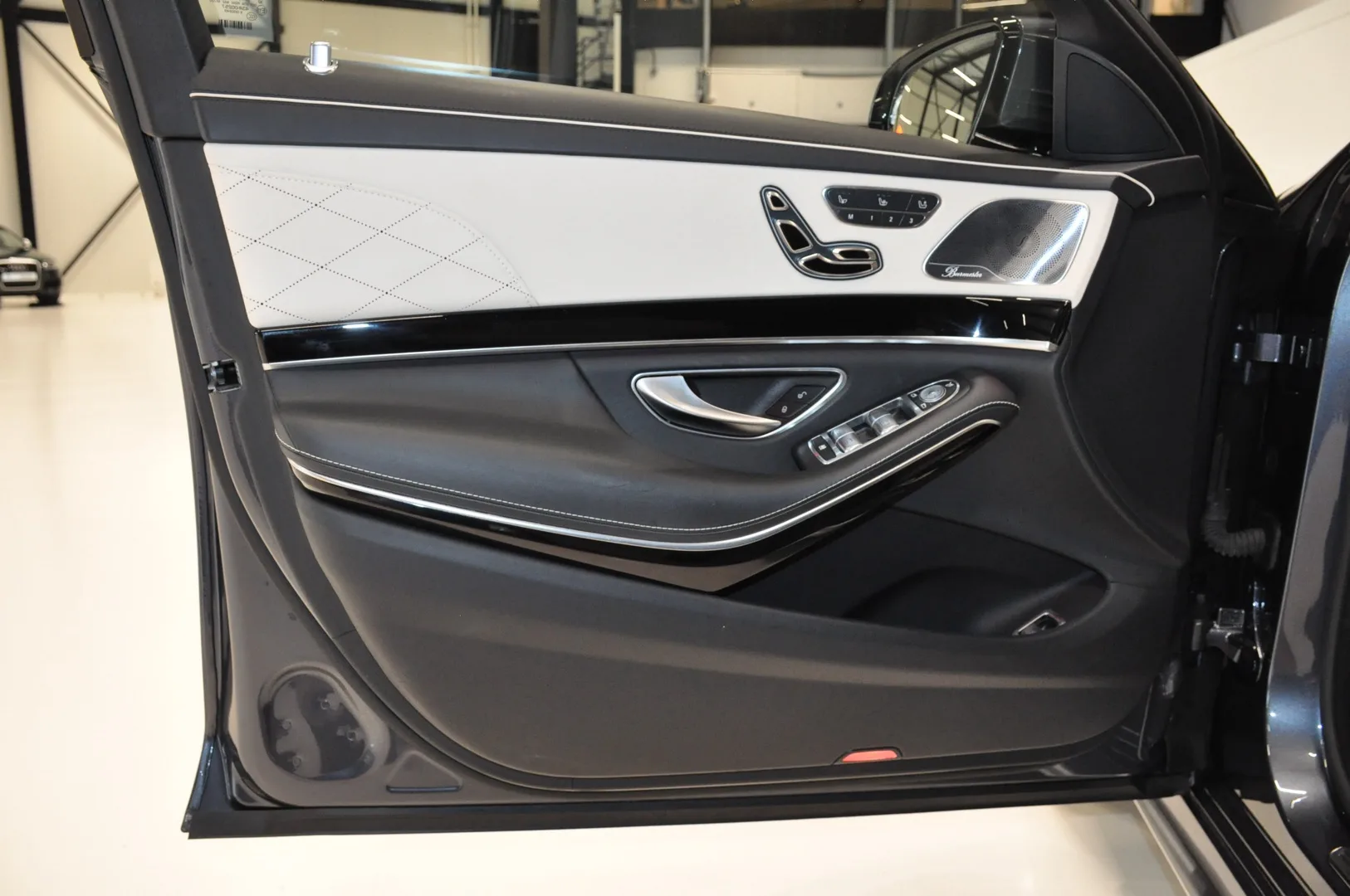2014 Mercedes-AMG S 63 4MATIC designo, 21/30