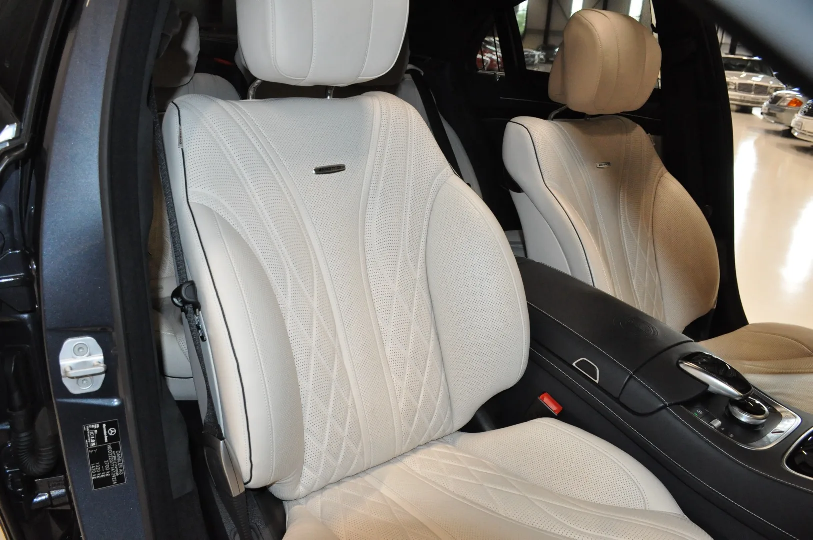 2014 Mercedes-AMG S 63 4MATIC designo, 27/30