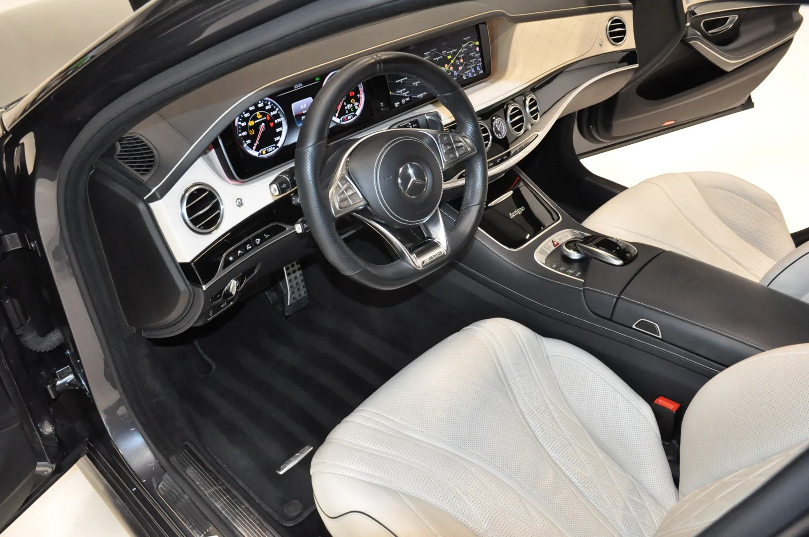 2014 Mercedes-AMG S 63 4MATIC designo, 29/30