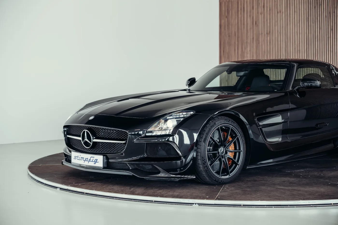 2014 Mercedes-AMG SLS Black Series proposée par un spécialiste de la voiture de collection à Stuttgart, Allemagne, photo 12 sur 25