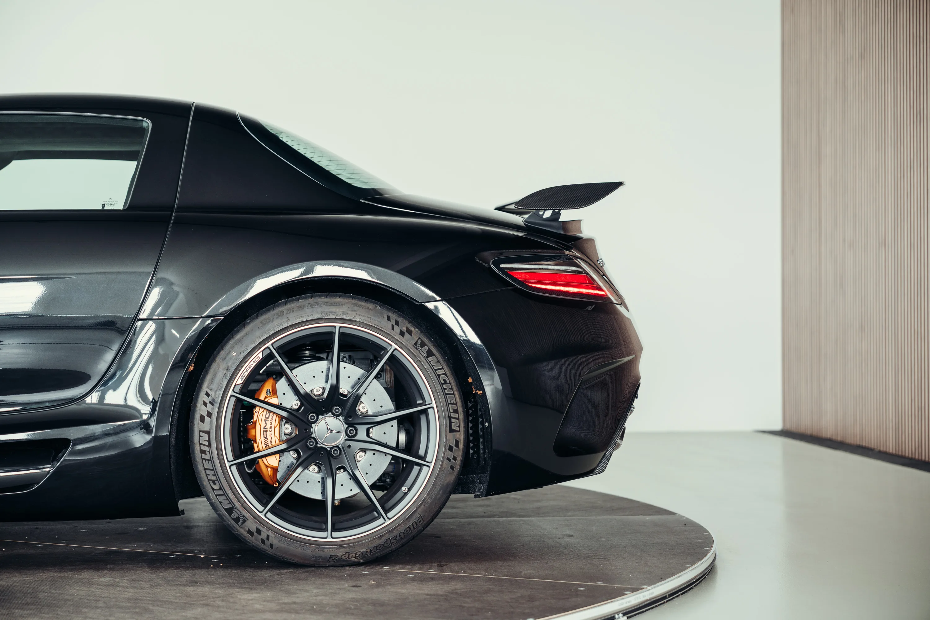 2014 Mercedes-AMG SLS AMG Black Series, 15/30