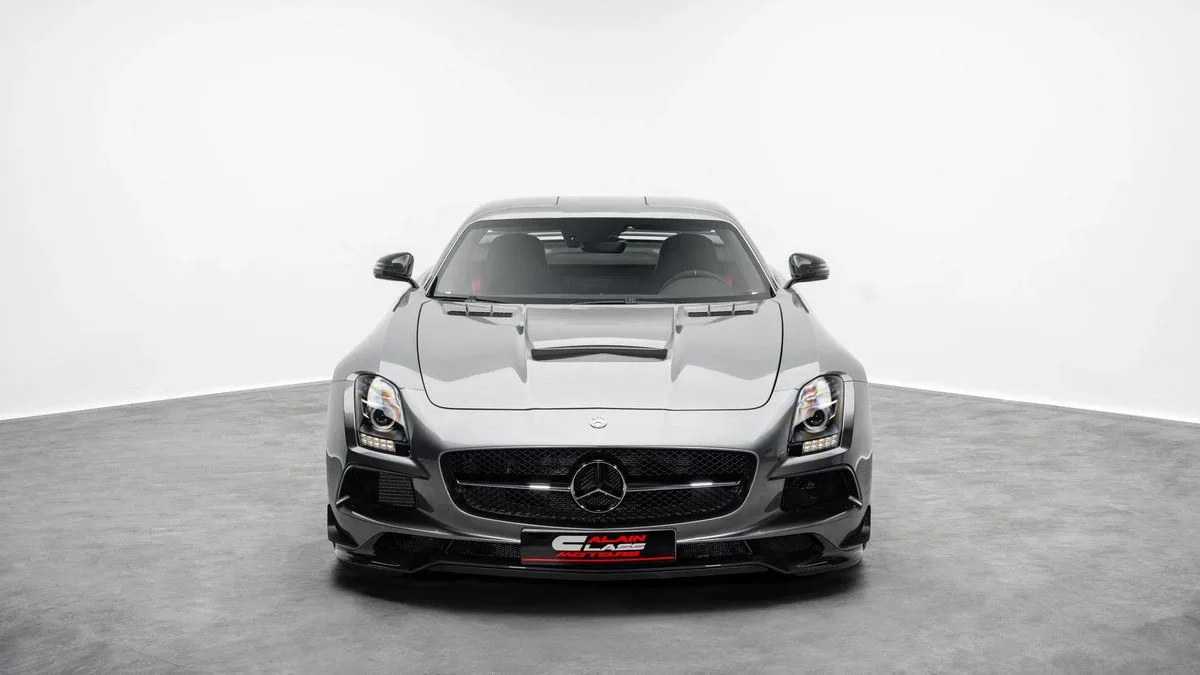 2014 Mercedes-AMG SLS Black Series offered by a specialist dealer in Dubai, United Arab Emirates, photo 4 of 25