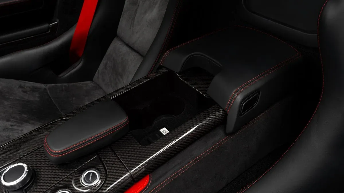 2014 Mercedes-AMG SLS Black Series offered by a specialist dealer in Dubai, United Arab Emirates, photo 14 of 25