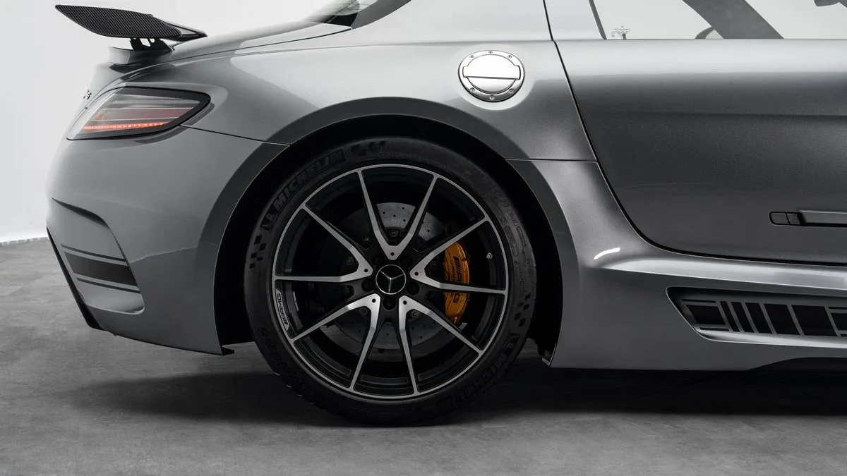 2014 Mercedes-AMG SLS Black Series offered by a specialist dealer in Dubai, United Arab Emirates, photo 23 of 25