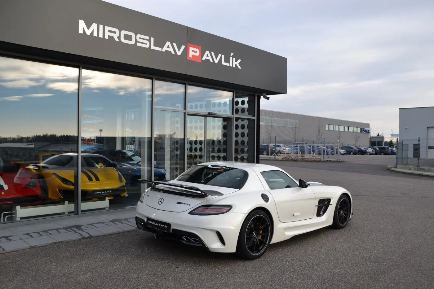 2014 Mercedes-AMG SLS Black Series proposée par un concessionnaire spécialisé à Písek, Tchéquie, photo 7 sur 13