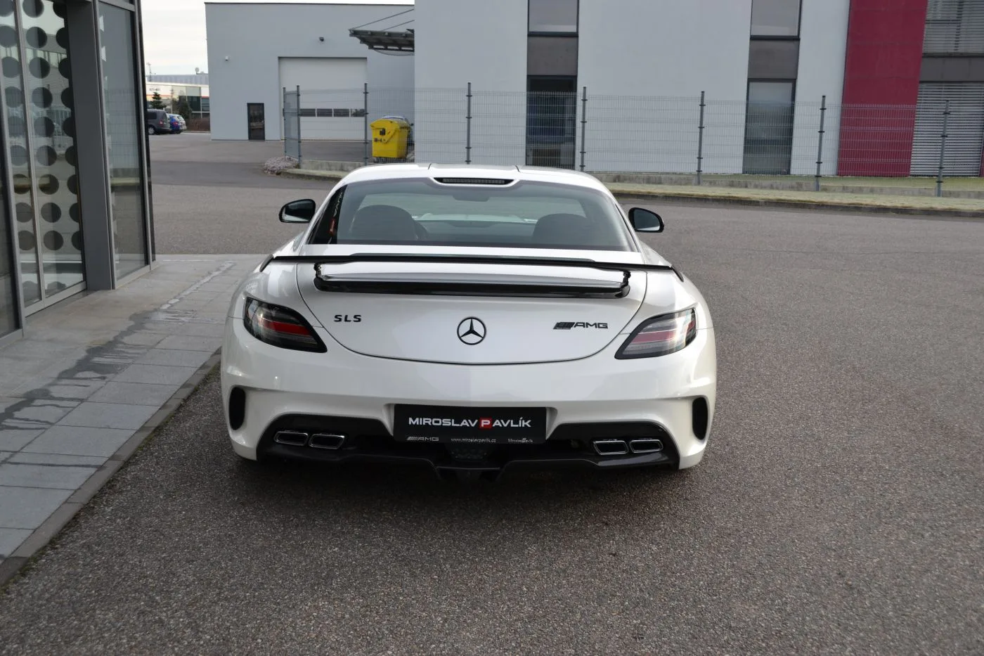 2014 Mercedes-AMG SLS Black Series proposée par un concessionnaire spécialisé à Písek, Tchéquie, photo 9 sur 13