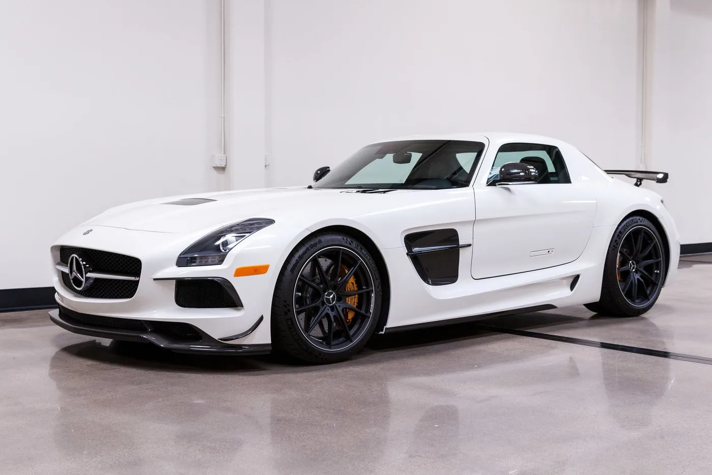 2014 Mercedes-AMG SLS Black Series sold by a specialist dealer in Costa Mesa, United States, photo 2 of 15