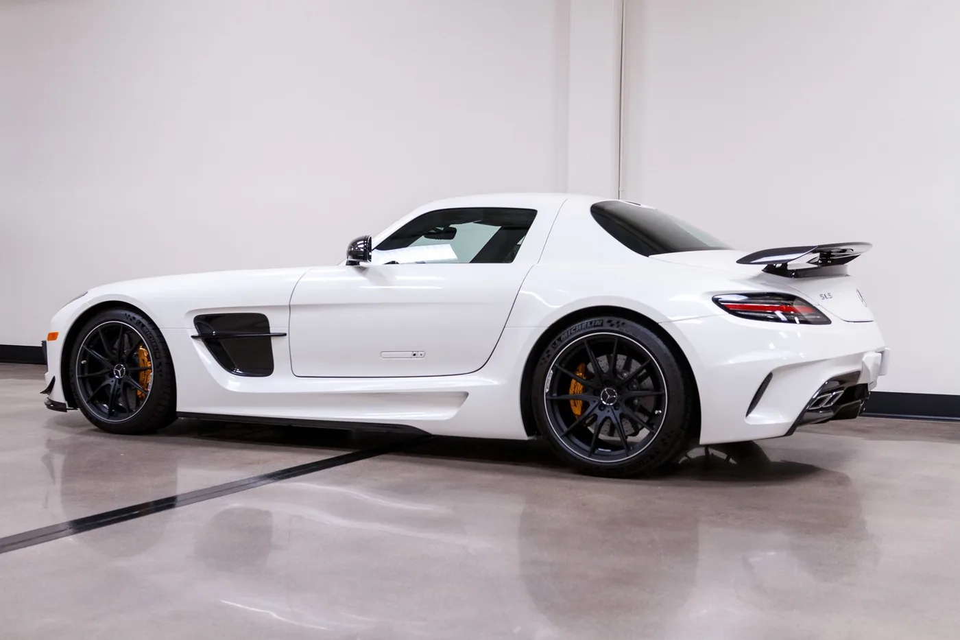 2014 Mercedes-AMG SLS Black Series sold by a specialist dealer in Costa Mesa, United States, photo 5 of 15