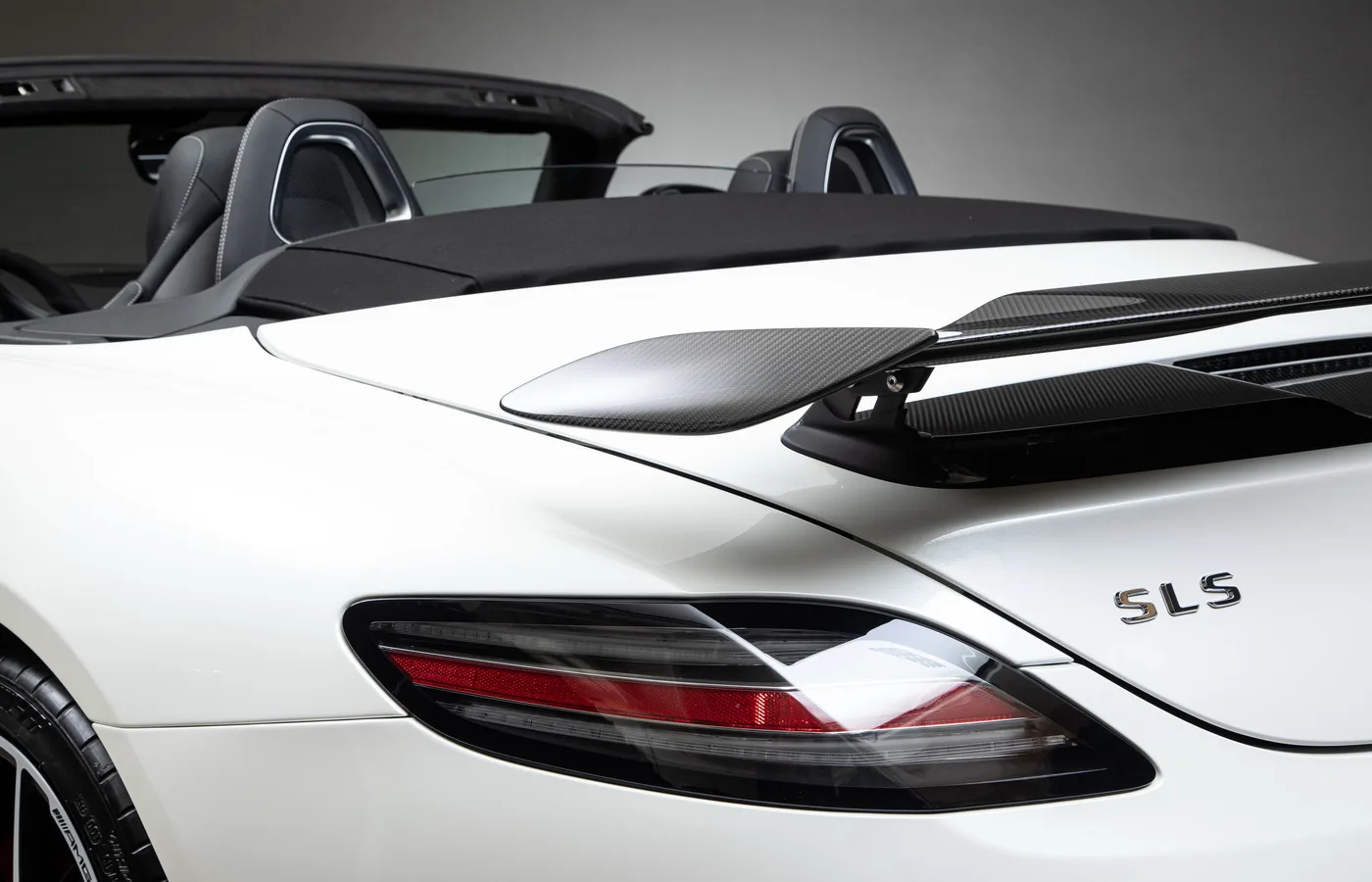 2014 Mercedes-AMG SLS GT Final Edition Roadster, 14/26