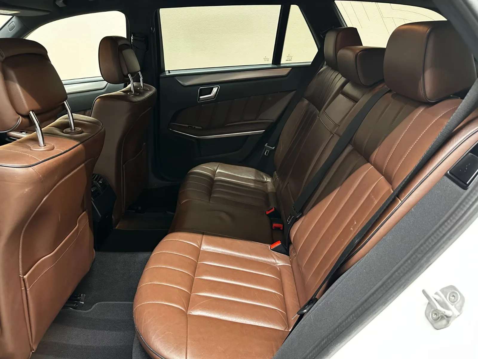 2014 Mercedes-Benz E 400 4MATIC, Estate, 14/25