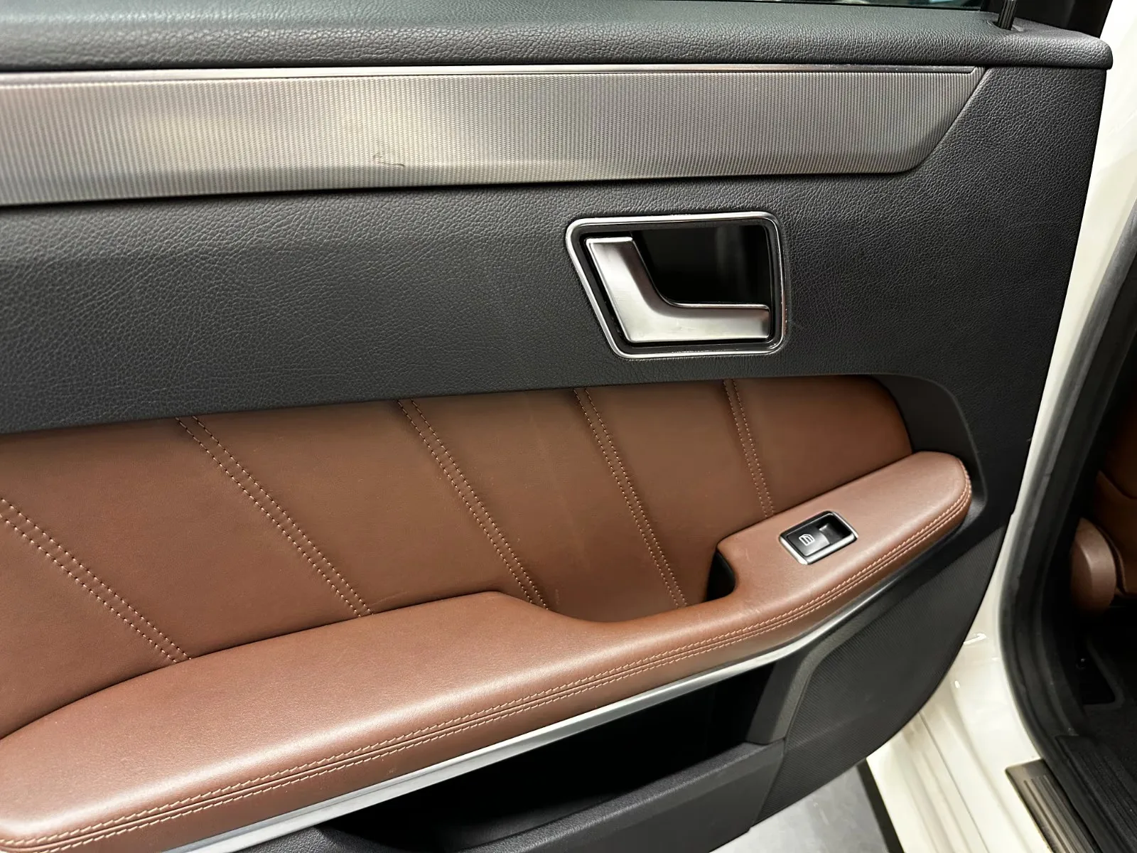 2014 Mercedes-Benz E 400 4MATIC, Estate, 15/25