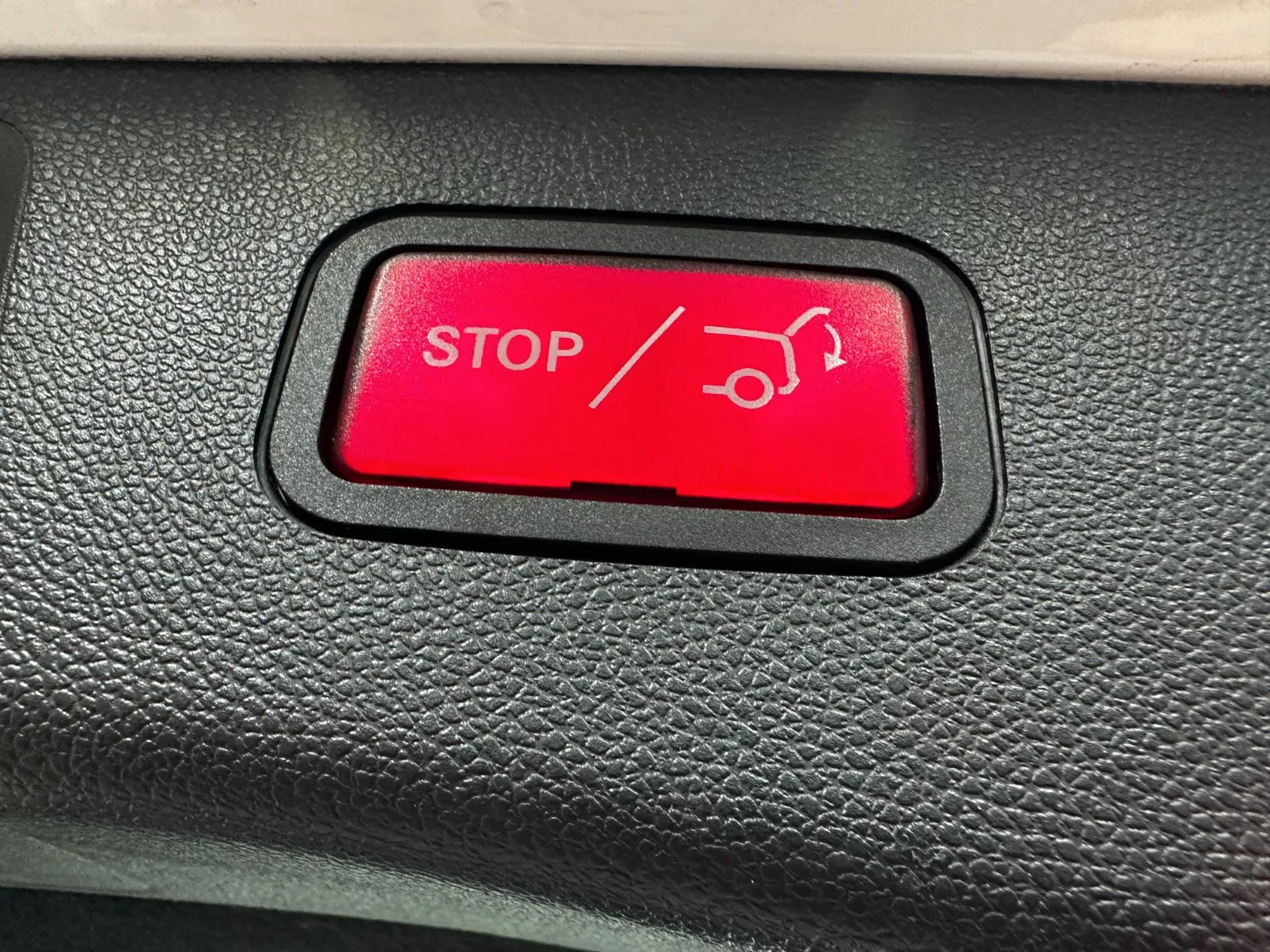 2014 Mercedes-Benz E 400 4MATIC, Estate, 17/25