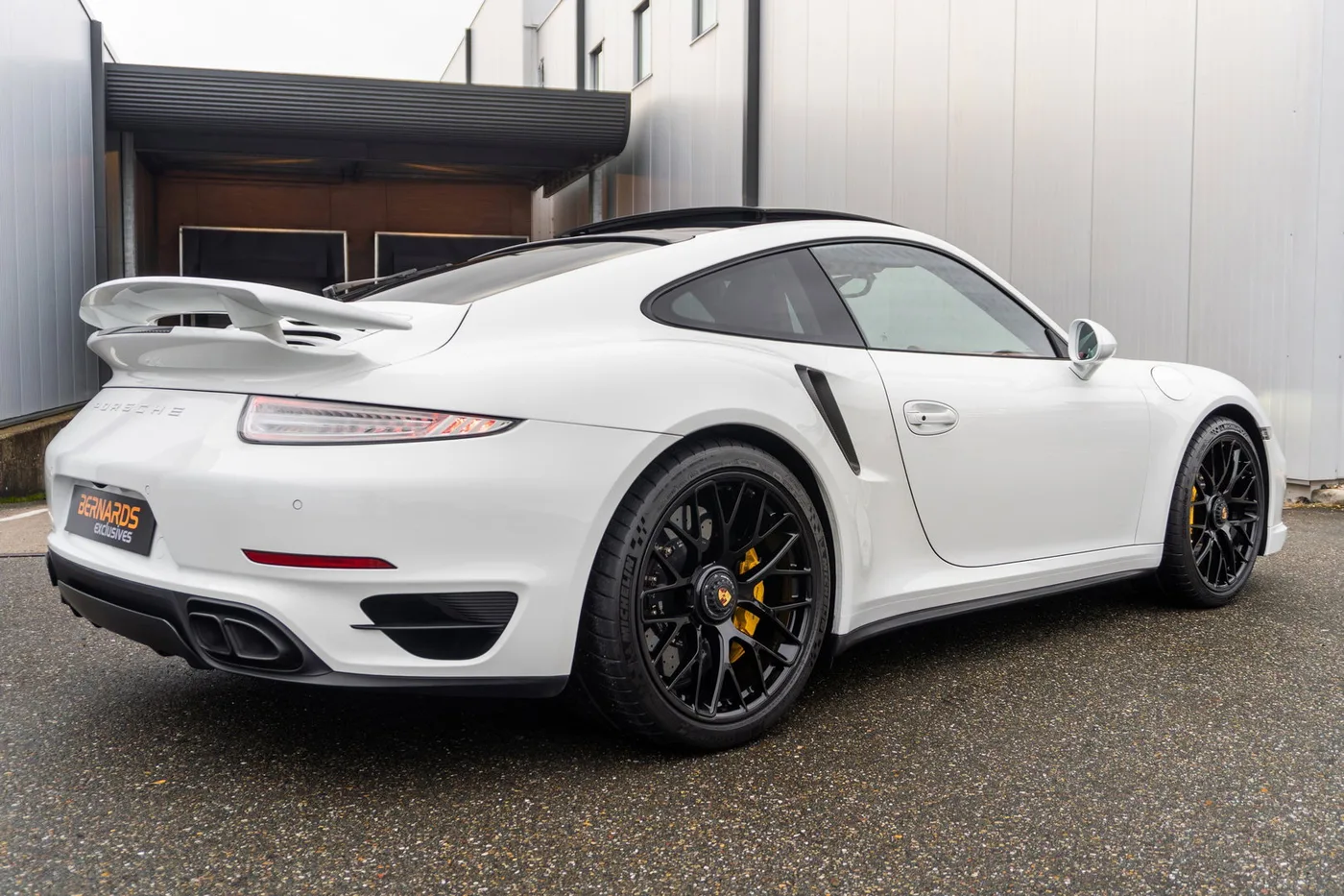 2014 Porsche 911 Turbo S angeboten von einem Supersportwagenhändler in Woerden, Niederlande, Foto 2 von 25