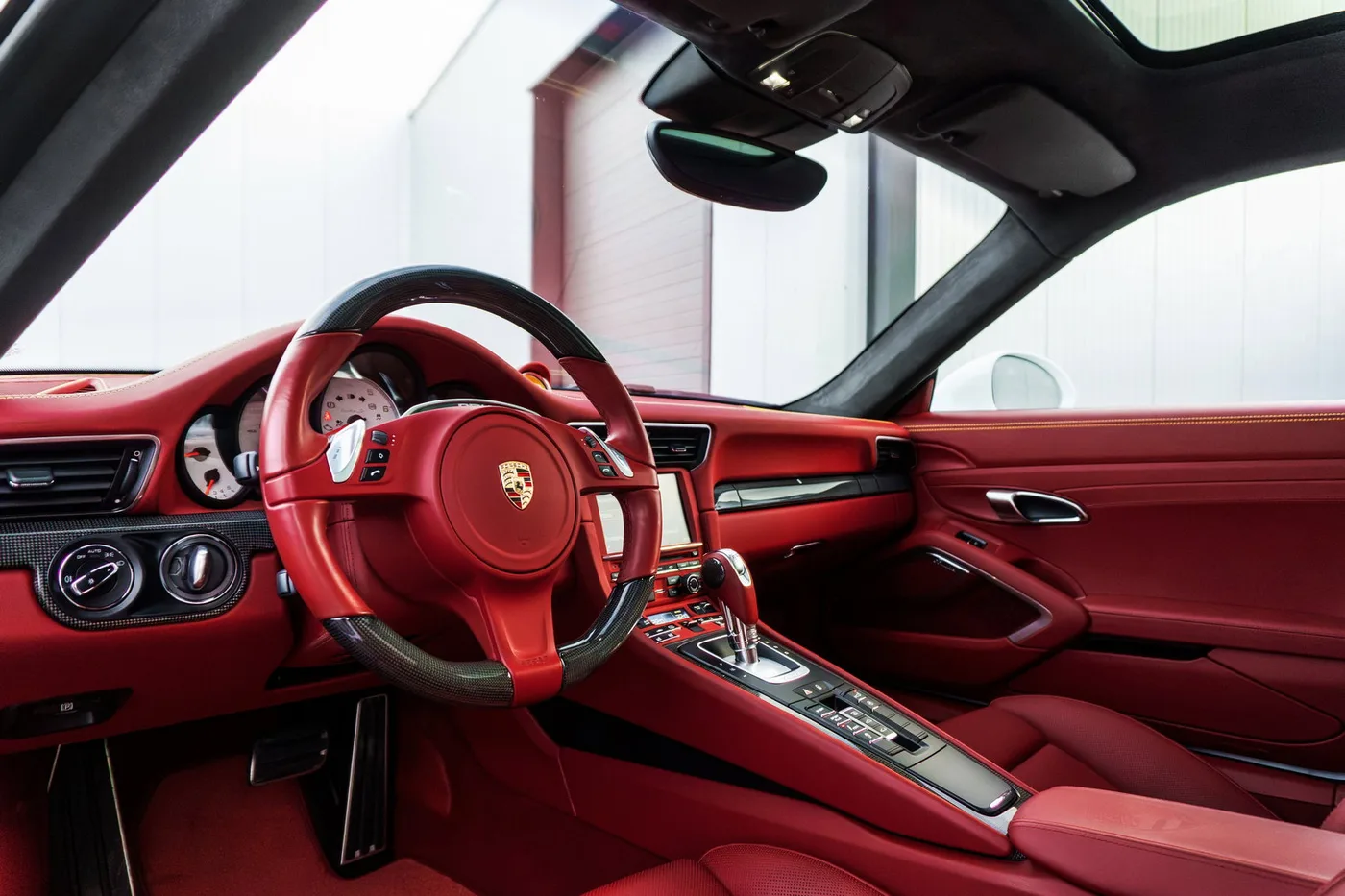2014 Porsche 911 Turbo S angeboten von einem Supersportwagenhändler in Woerden, Niederlande, Foto 3 von 25