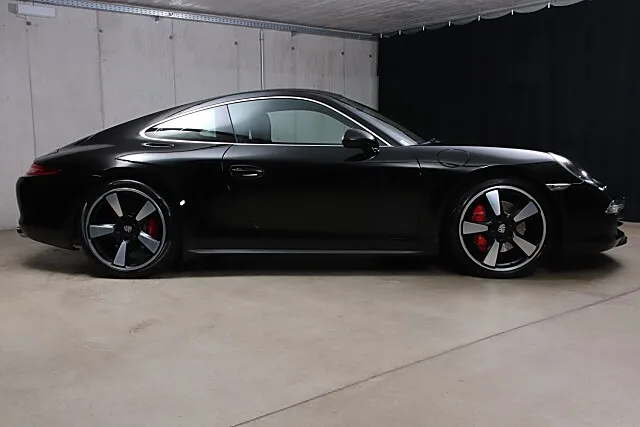 2014 Porsche 911 Carrera S 50 Years Edition, 3/29