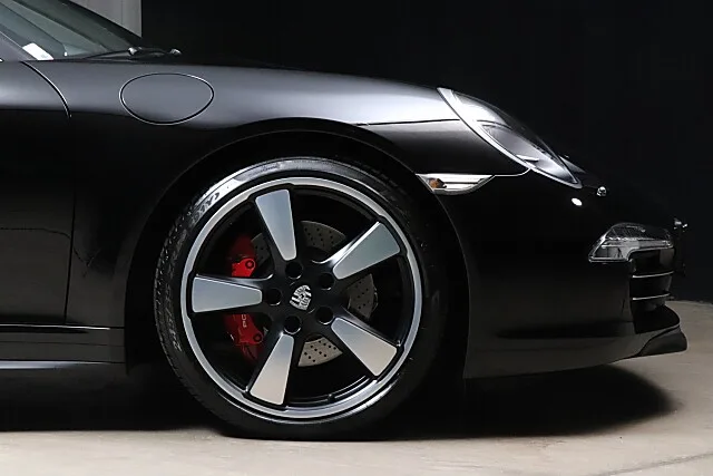 2014 Porsche 911 Carrera S 50 Years Edition, 10/29