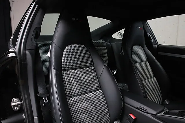 2014 Porsche 911 Carrera S 50 Years Edition, 15/29