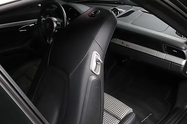 2014 Porsche 911 Carrera S 50 Years Edition, 28/29