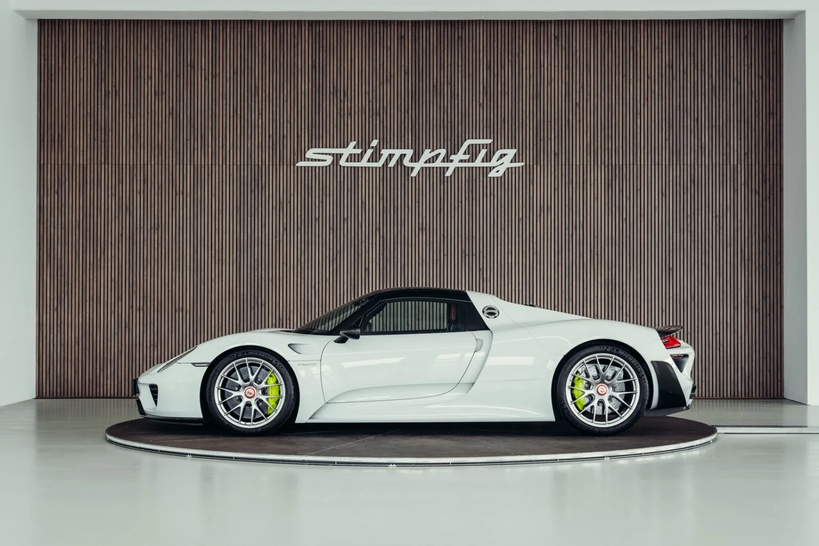 2014 Porsche 918 Spyder, 2/30