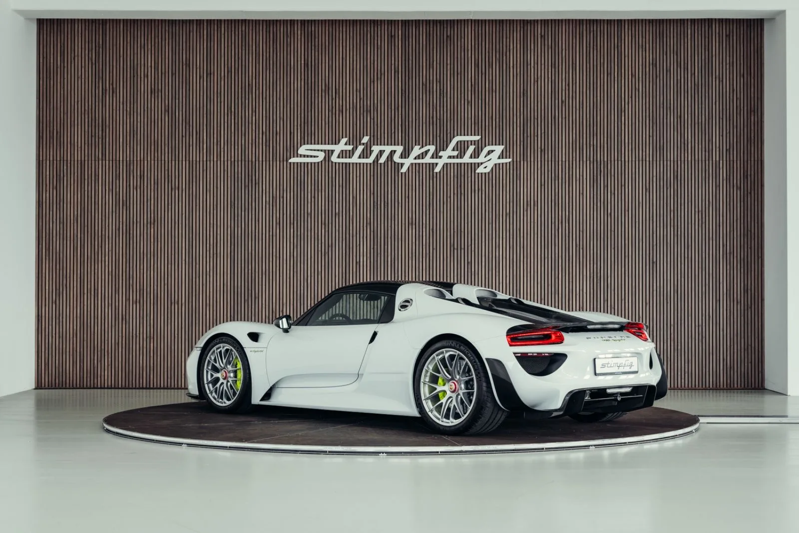 2014 Porsche 918 Spyder, 3/30