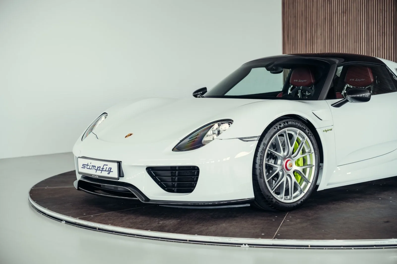 2014 Porsche 918 Spyder, 10/30