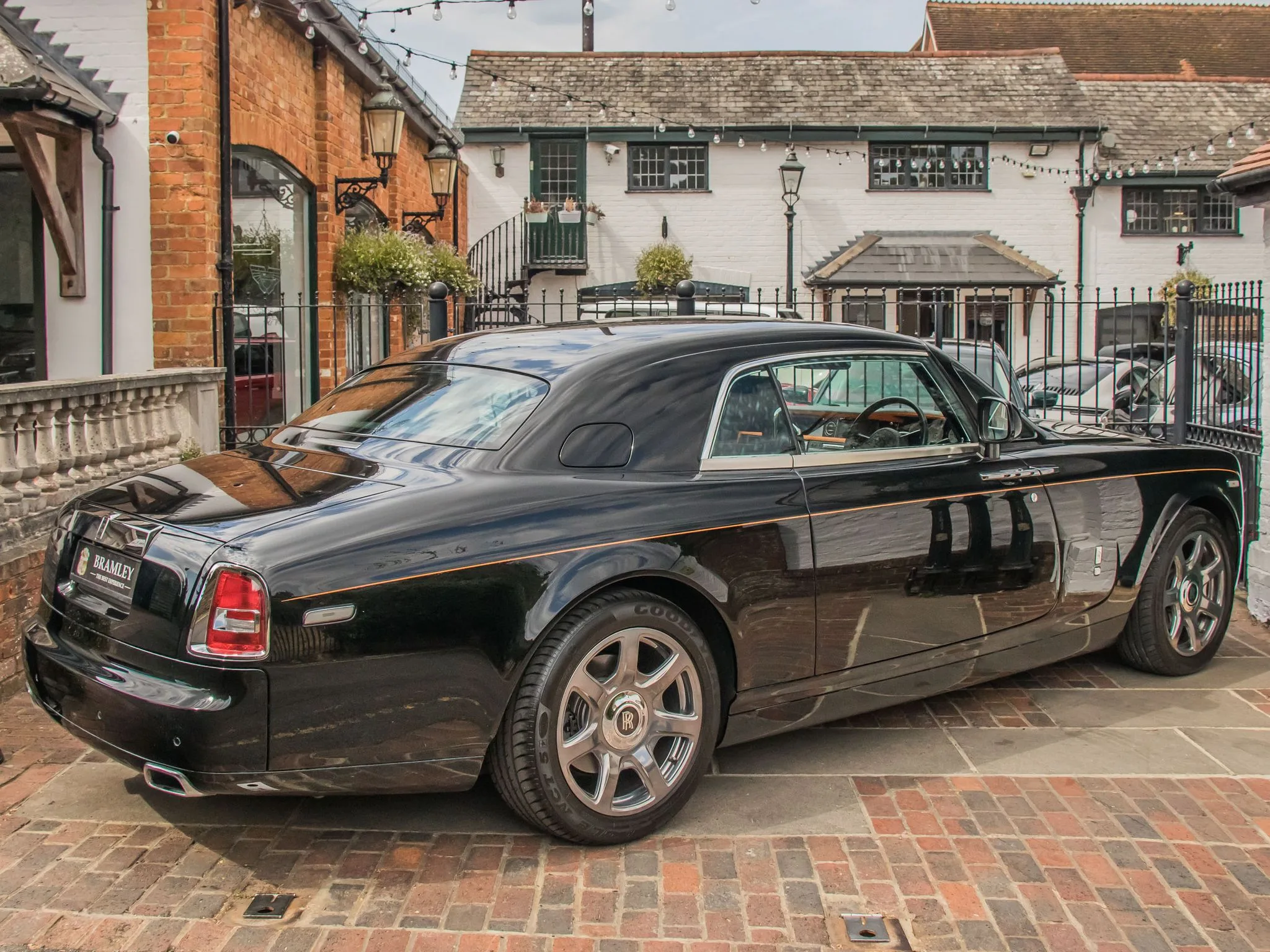 2014 Rolls-Royce Phantom Coupé Series II, 9/23