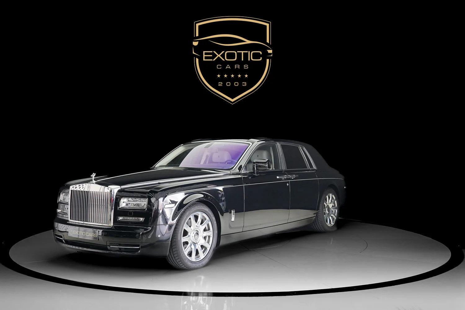 2014 Rolls-Royce Phantom VII proposée par un concessionnaire spécialisé à Dubaï, Émirats arabes unis, photo principale