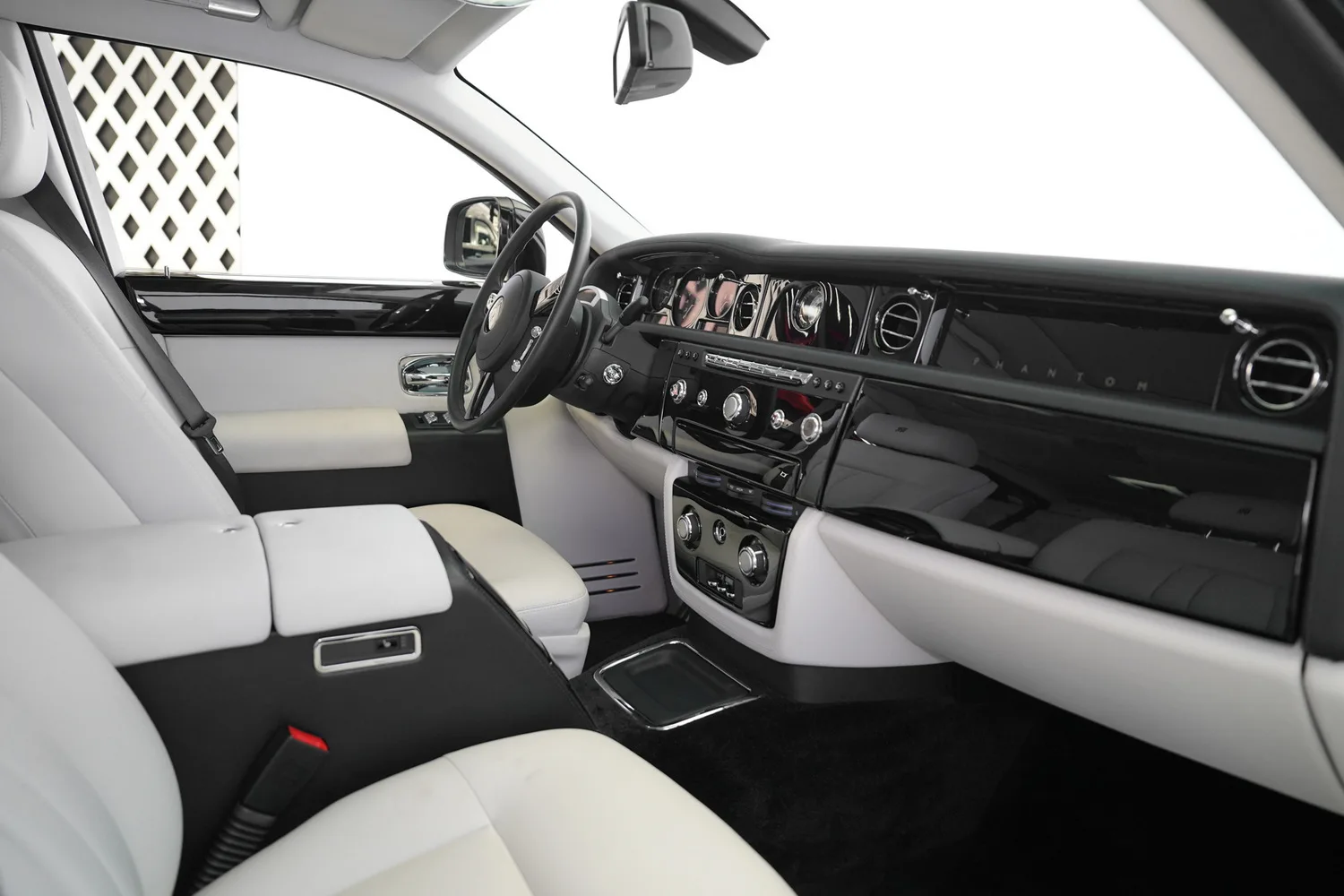2014 Rolls-Royce Phantom VII, 11/12