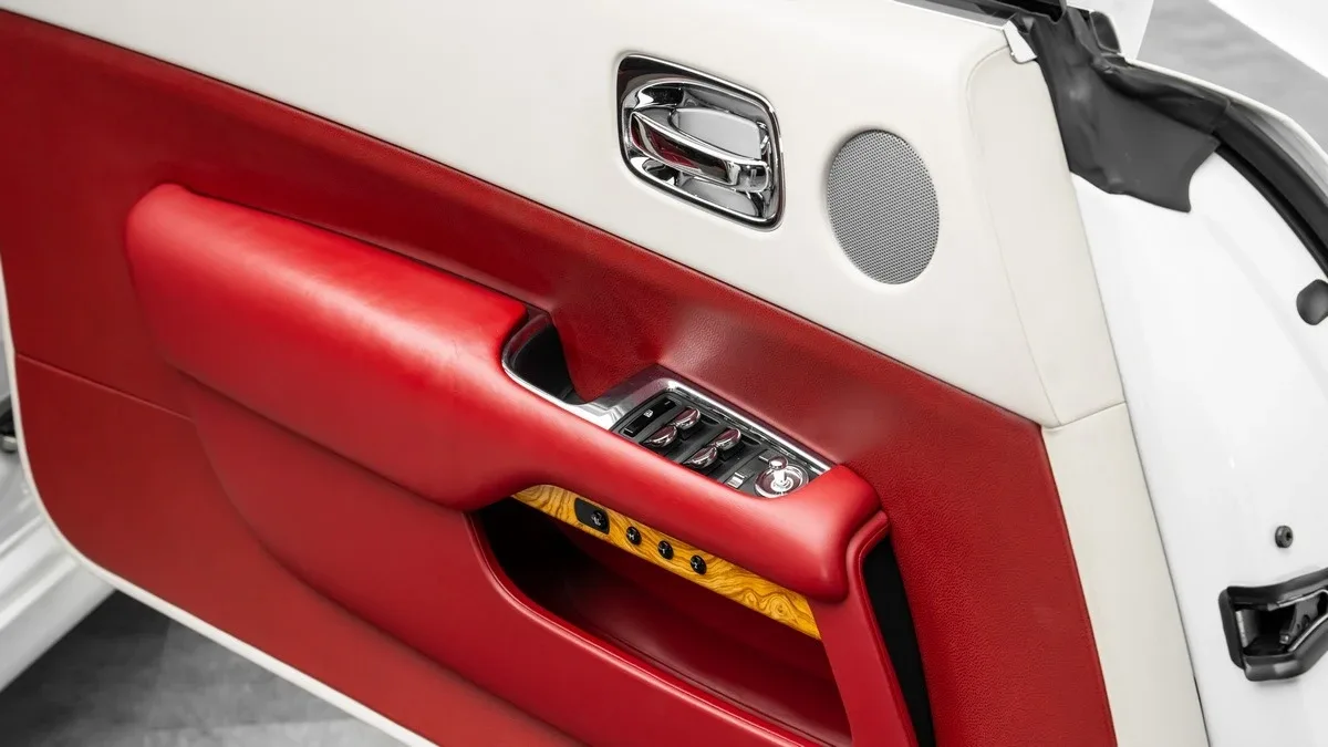 2014 Rolls-Royce Wraith offered by a specialist dealer in Dubai, United Arab Emirates, photo 10 of 25