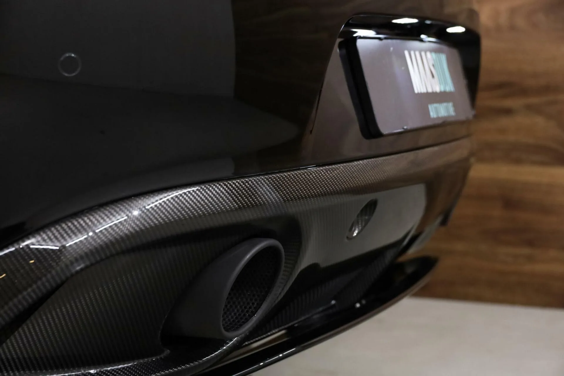 2015 Aston Martin Vanquish Volante Carbon Black, 19/30