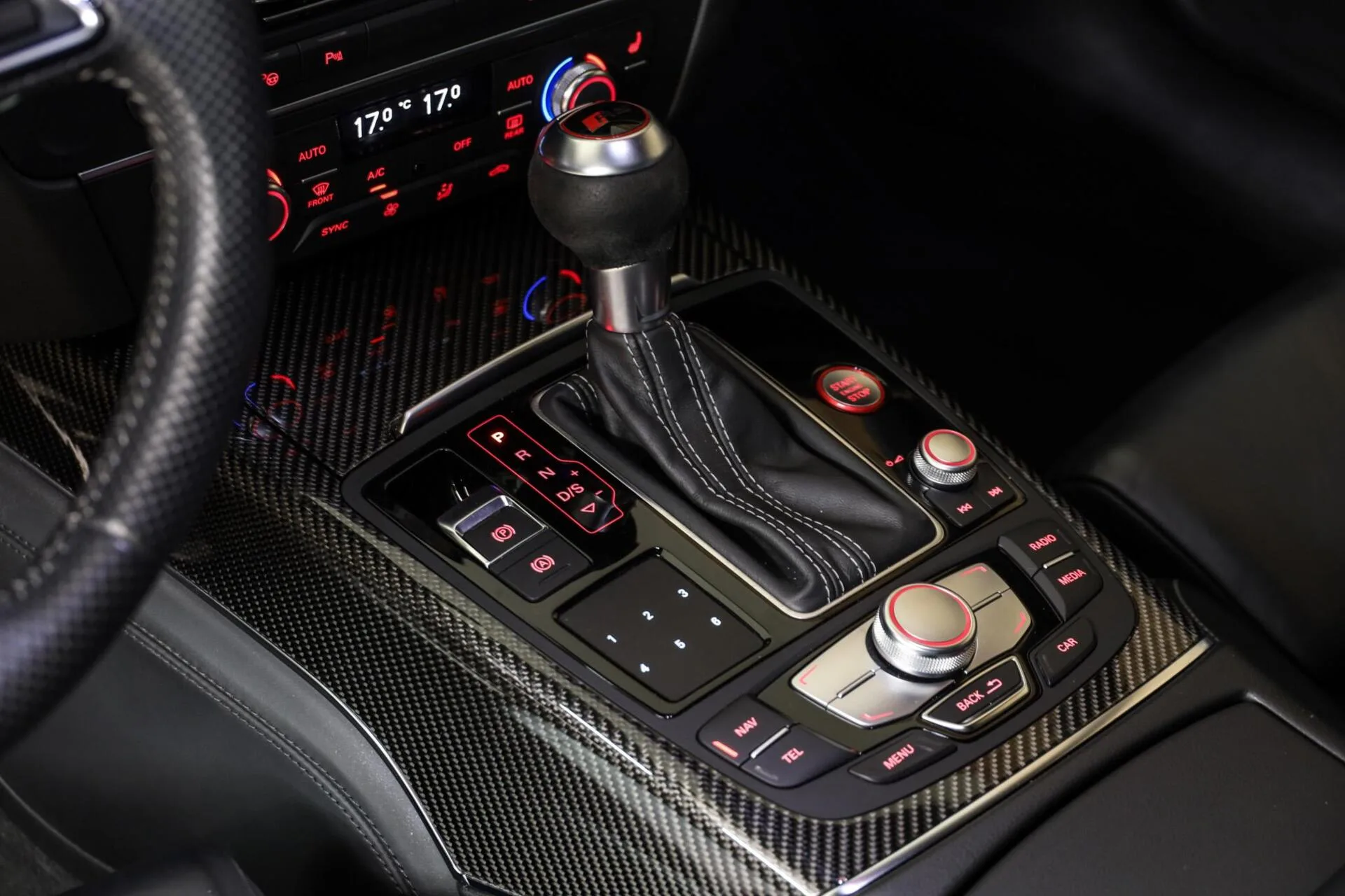 2015 Audi RS6 Avant, 21/30