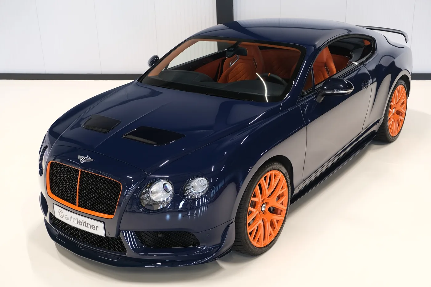 2015 Bentley Continental GT3-R bespoke commission angeboten von einem Oldtimerhändler in Alkmaar, Niederlande, Foto 11 von 25