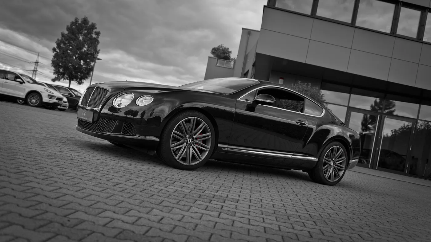 2015 Bentley Continental GT Speed W12 offered by a specialist dealer in Cologne, Germany, photo 5 of 25