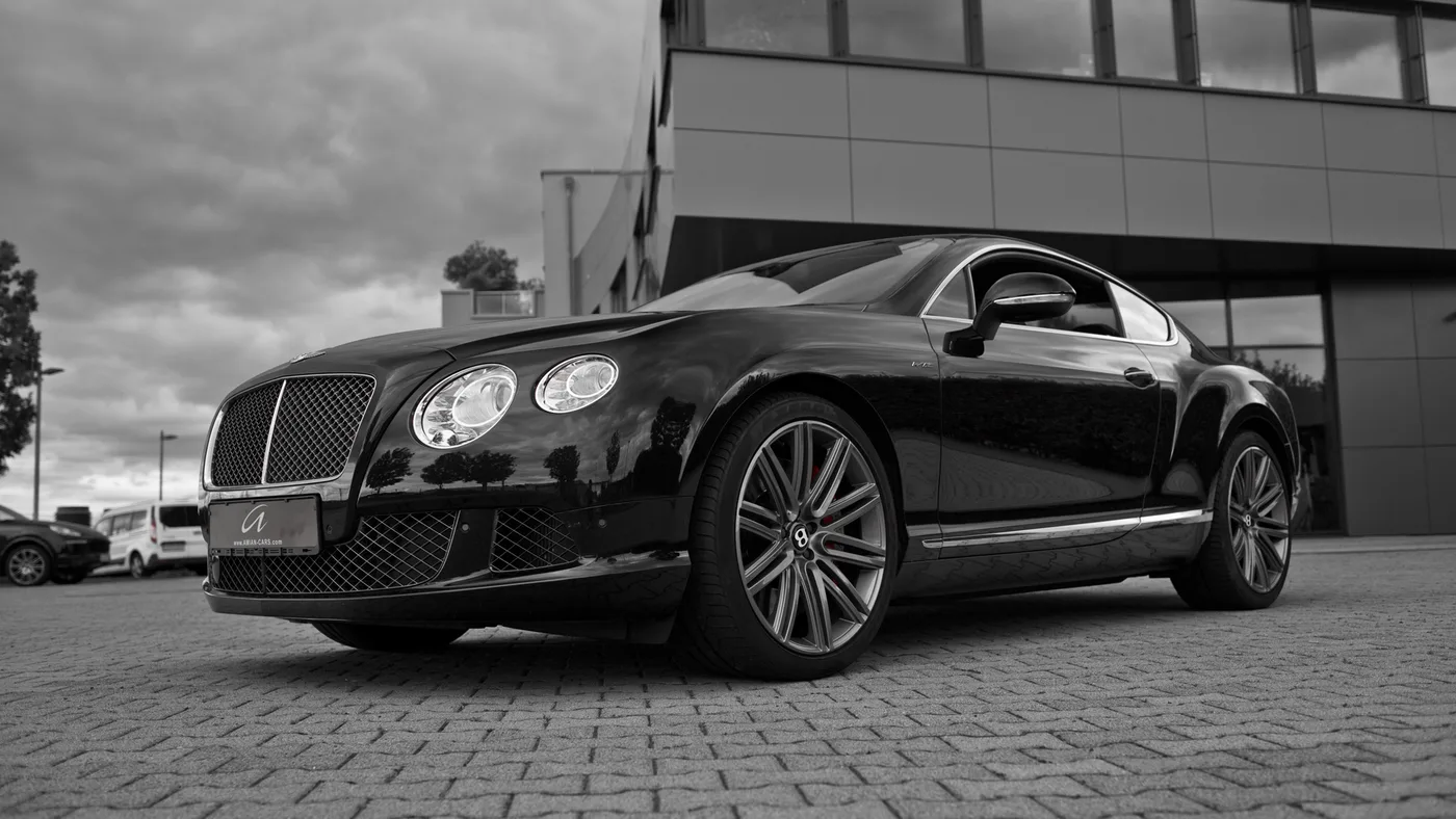 2015 Bentley Continental GT Speed W12 offered by a specialist dealer in Cologne, Germany, photo 6 of 25