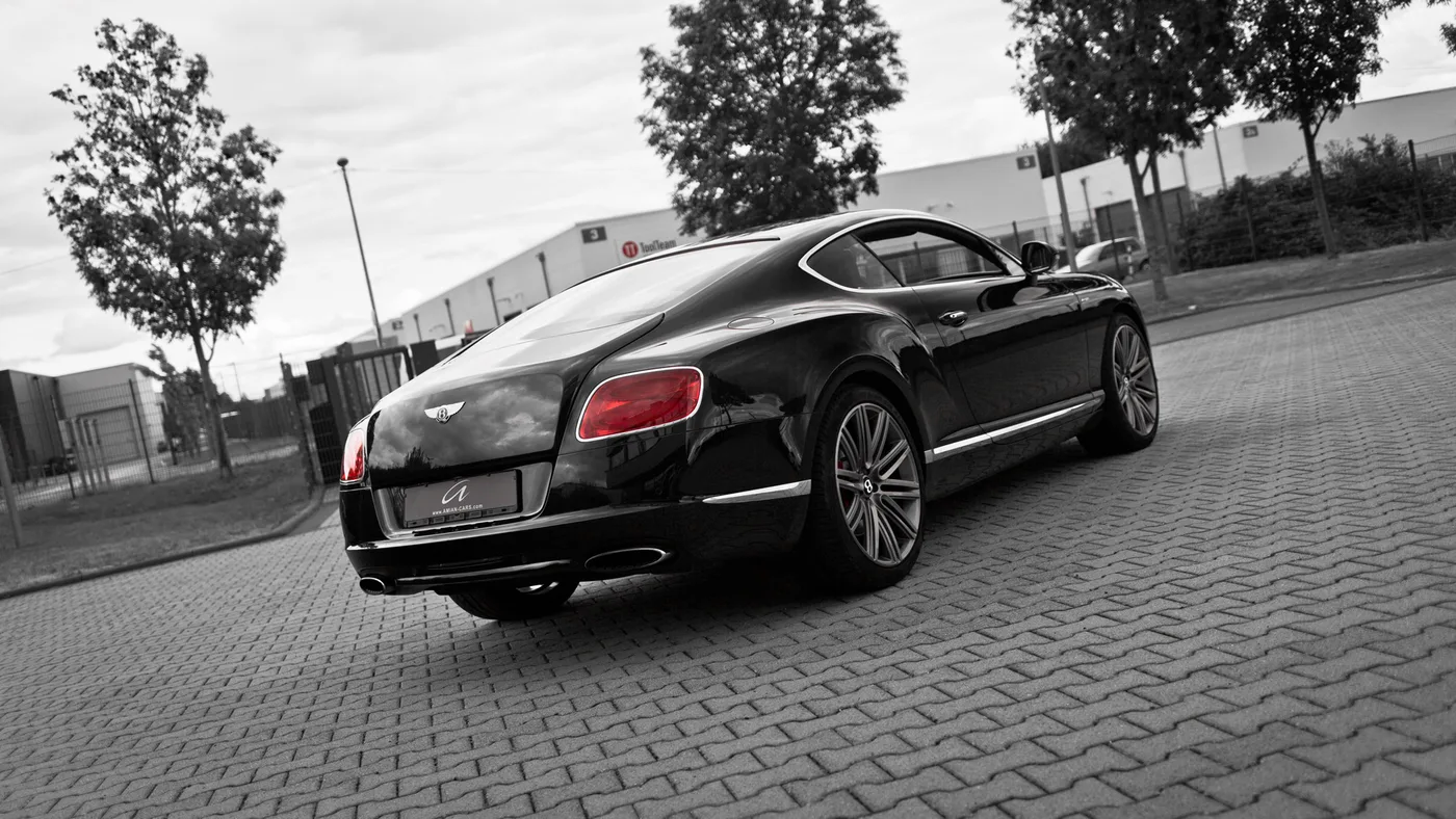 2015 Bentley Continental GT Speed W12 offered by a specialist dealer in Cologne, Germany, photo 7 of 25