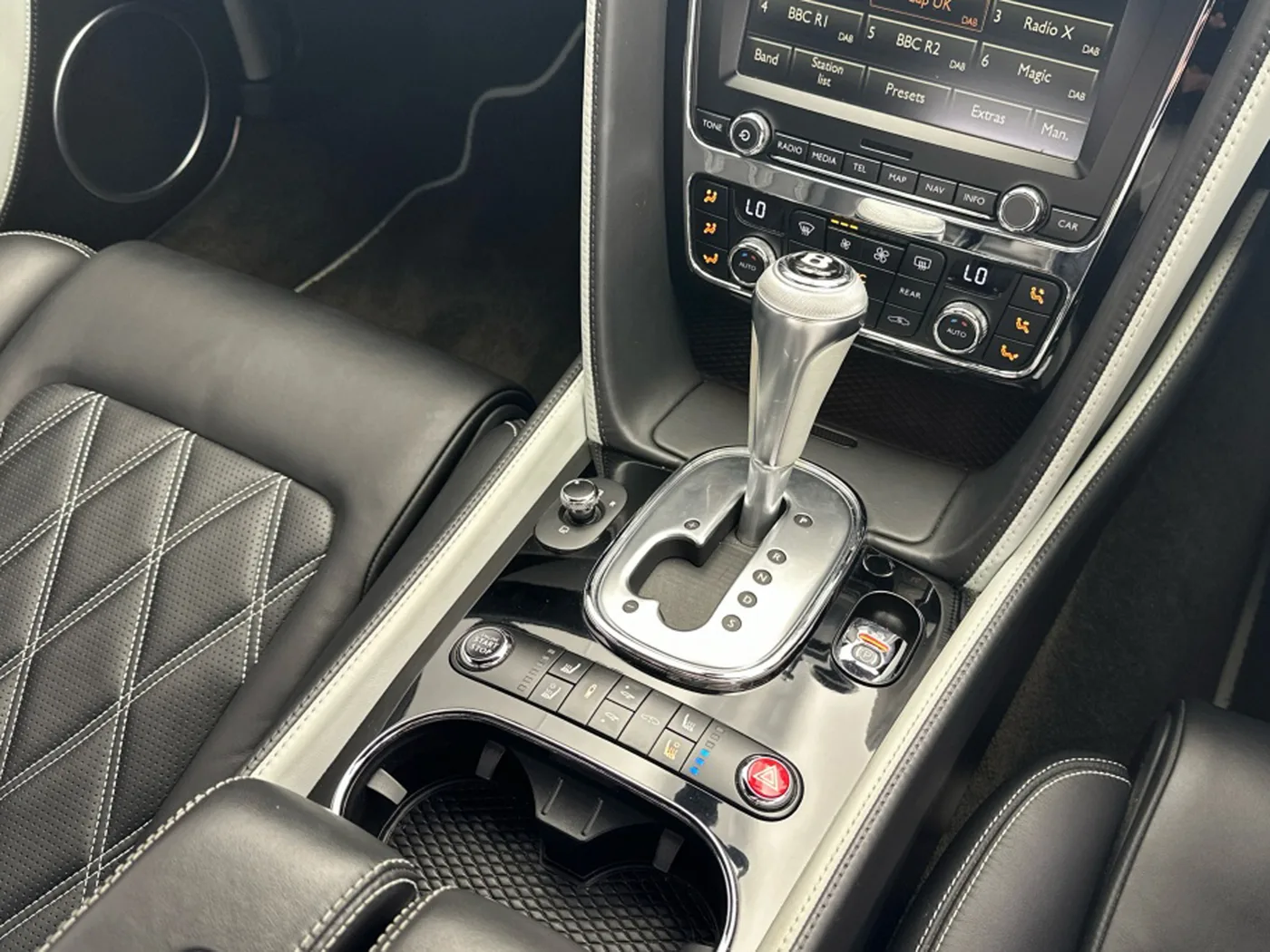 2015 Bentley Continental GT Speed W12 proposée par un groupe de concessions agréées à Hatfield, Royaume-Uni, photo 24 sur 25