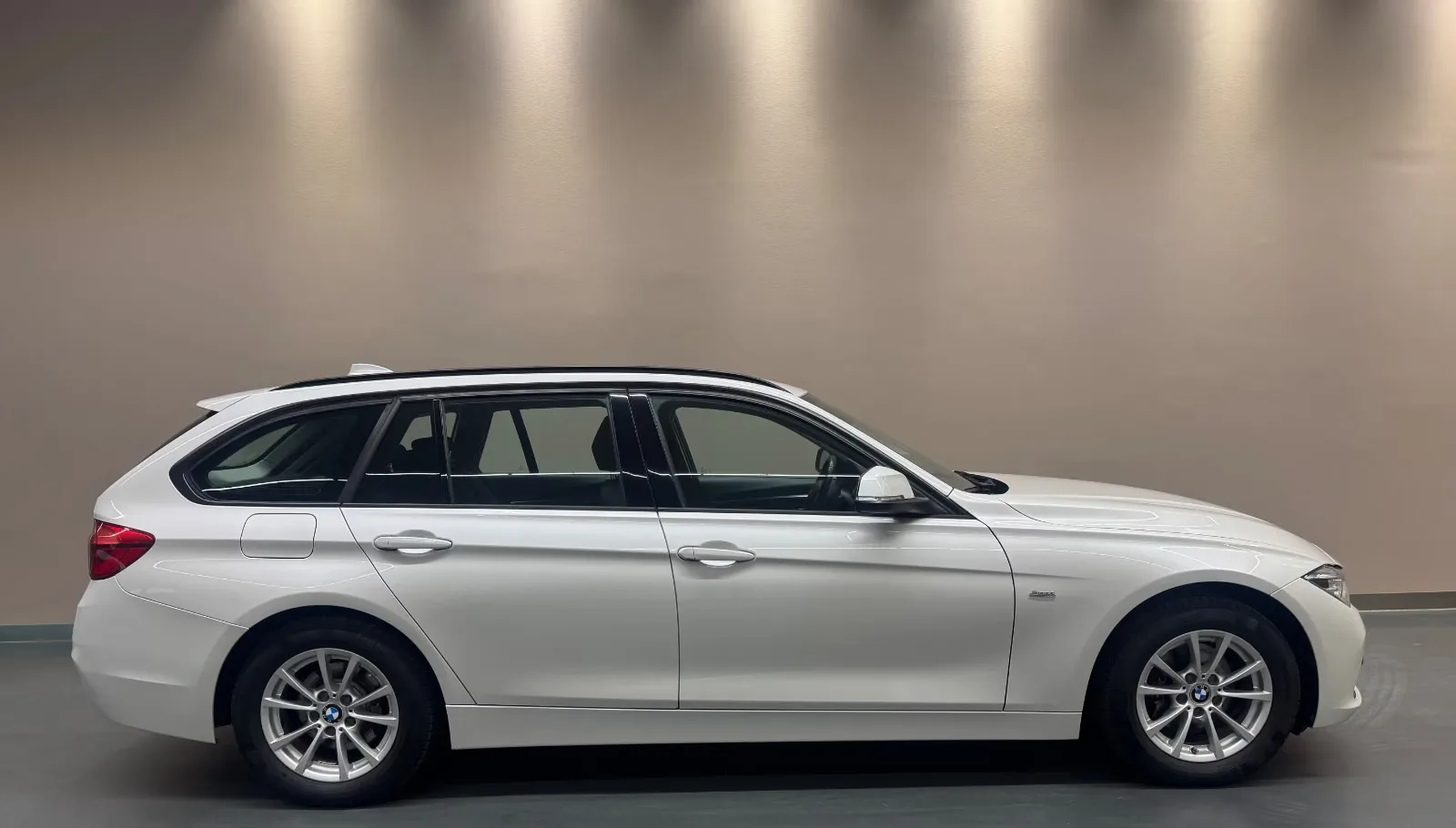 2015 BMW 320d Touring, 5/15