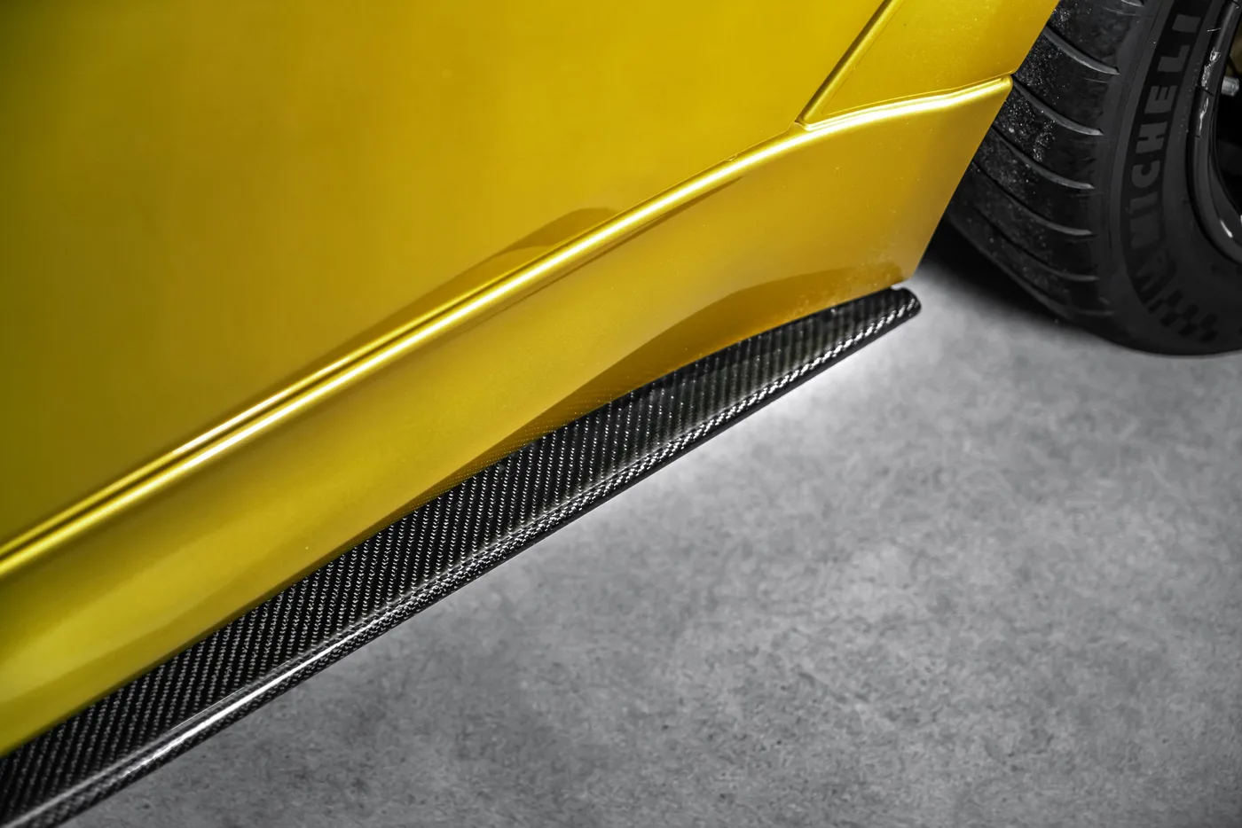 2015 BMW M3 Individual proposée par un concessionnaire spécialisé à Ostrava, Tchéquie, photo 11 sur 19
