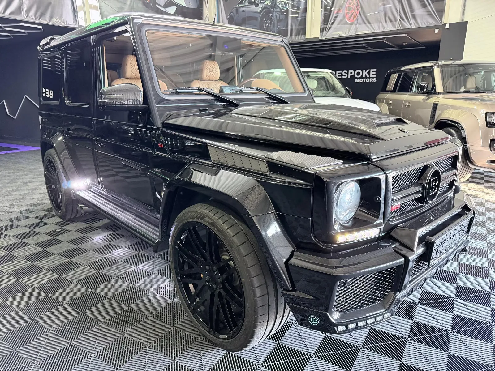 2015 BRABUS G 800 Widestar V12 proposée par un concessionnaire spécialisé à Bratislava, Slovaquie, photo principale