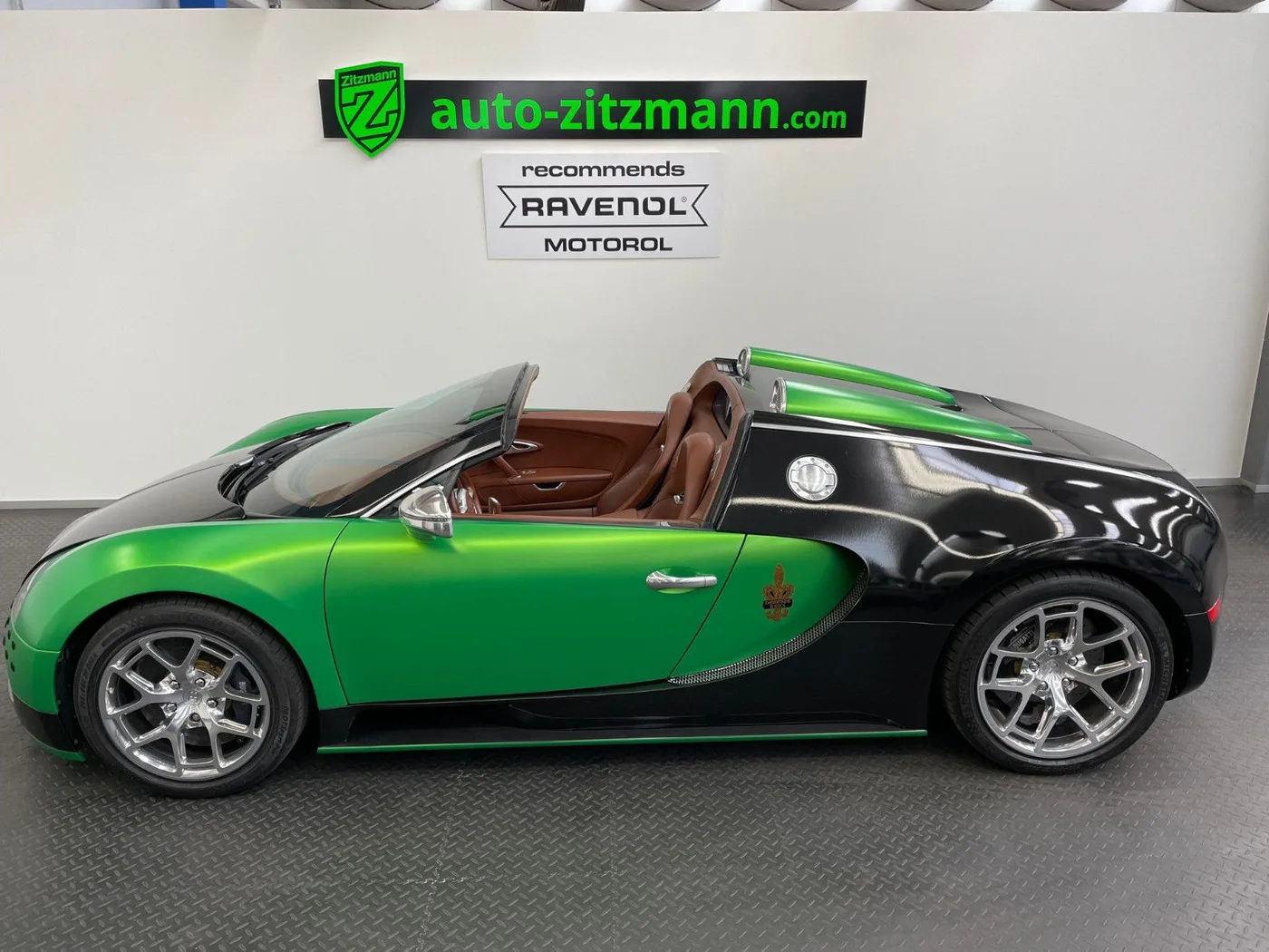 2015 Bugatti Veyron Grand Sport Vitesse proposée par un concessionnaire spécialisé à Nuremberg, Allemagne, photo 9 sur 15