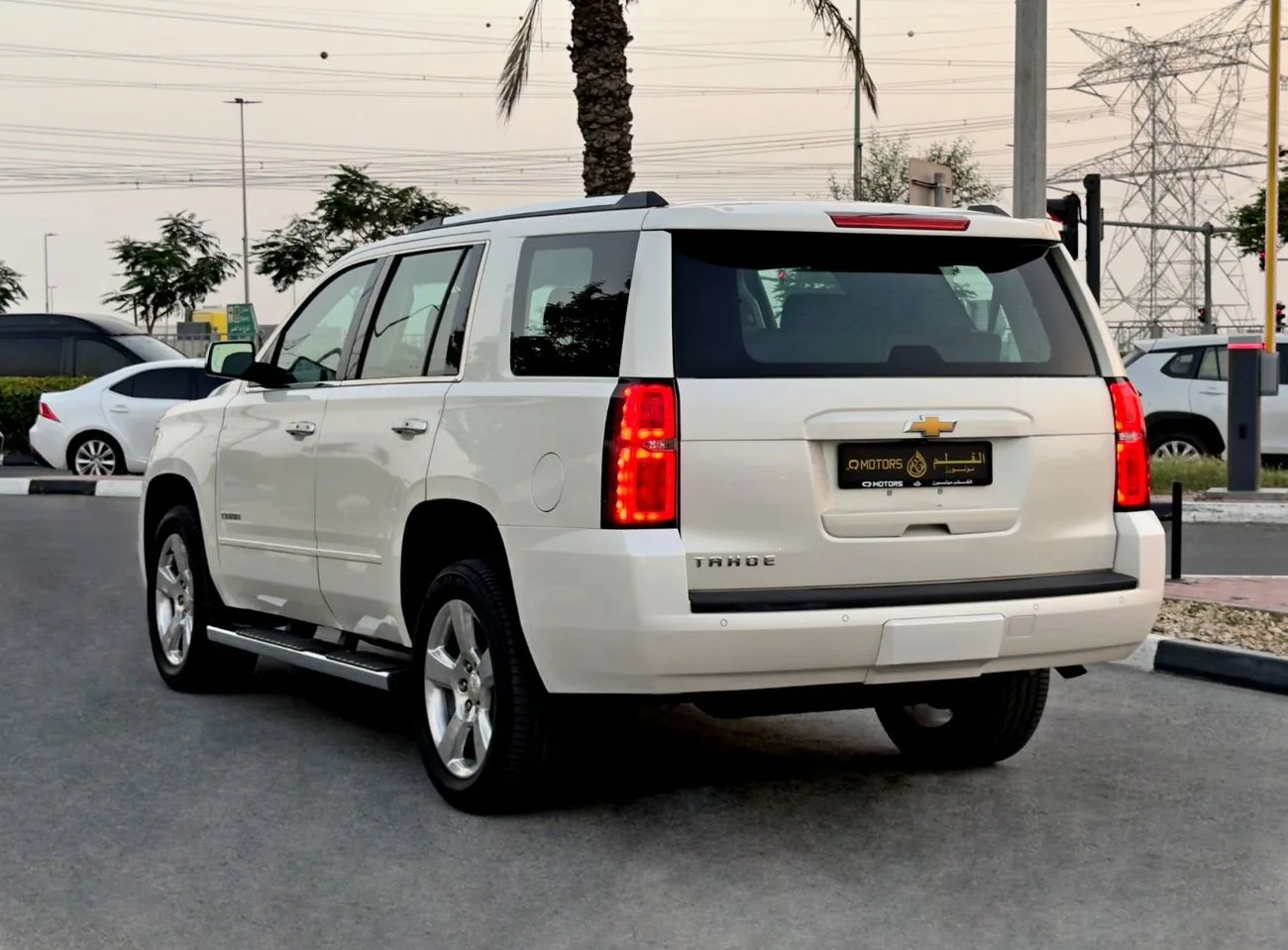 2015 Chevrolet Tahoe angeboten von einem Fachhändler in Dubai, Vereinigte Arabische Emirate, Foto 7 von 14